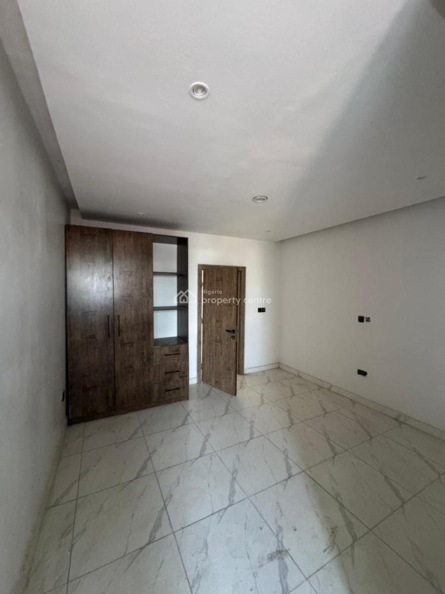 2 Bedroom Apartment, Ologolo, Lekki, Lagos, Flat / Apartment for Rent