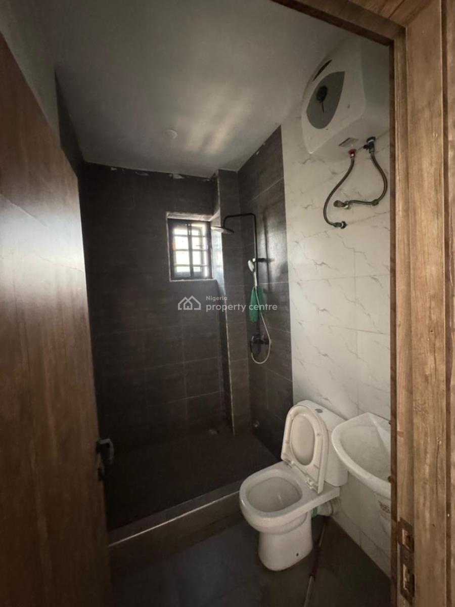 2 Bedroom Apartment, Ologolo, Lekki, Lagos, Flat / Apartment for Rent