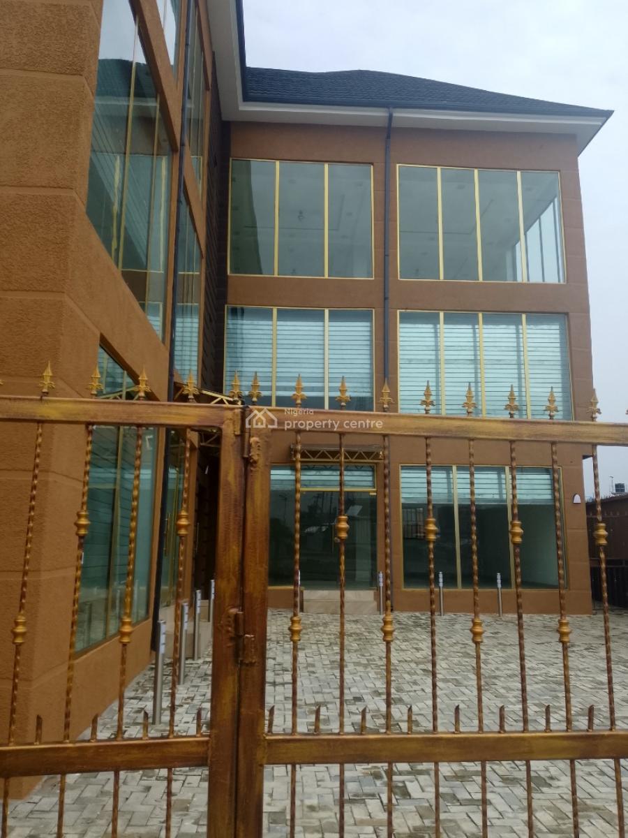 Brand New Spacious Plaza /showroom, Eliozu, Port Harcourt, Rivers, Plaza / Complex / Mall for Rent