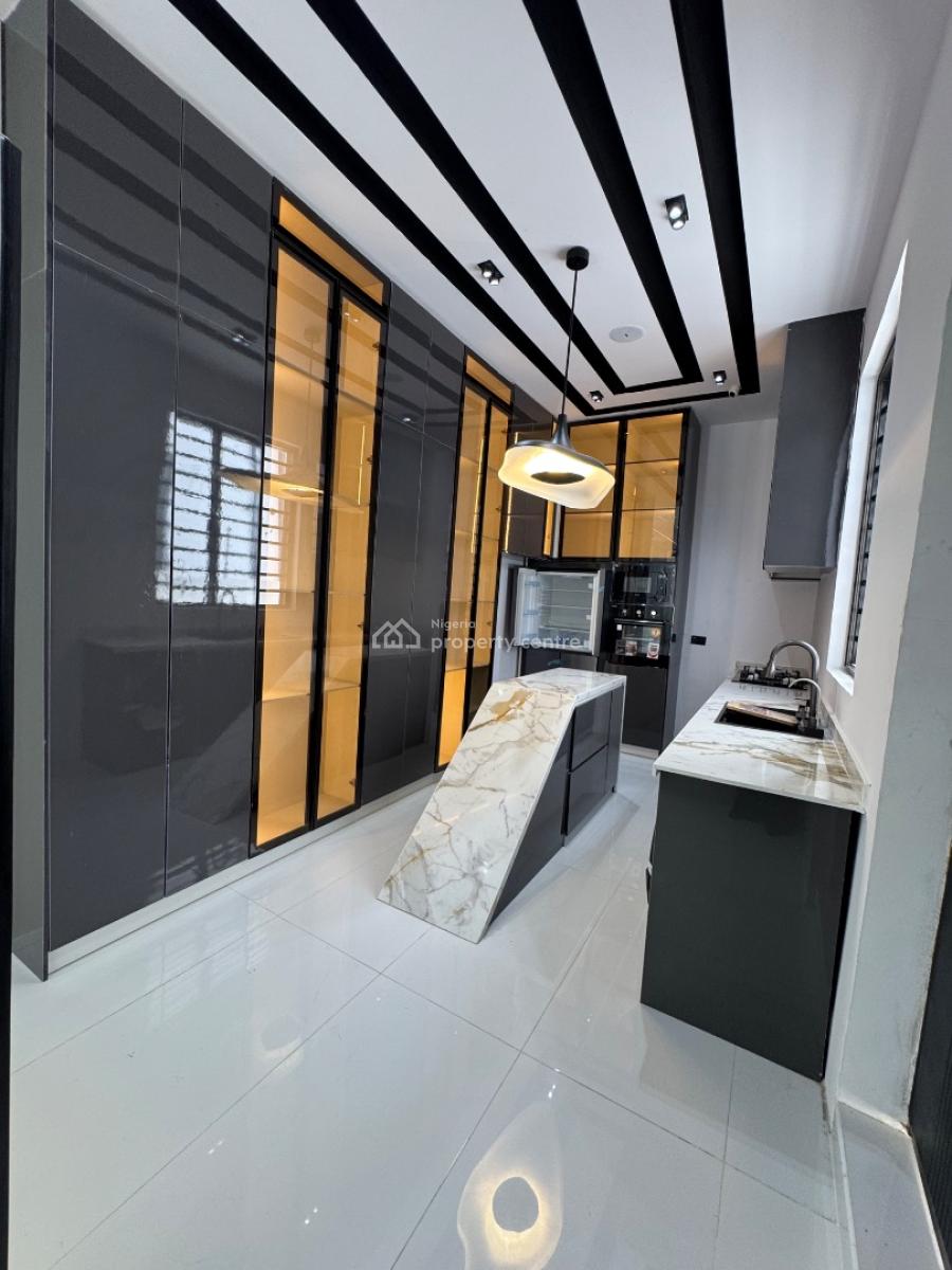 Beautiful 5 Bedroom Detached House with Pool, Lekki, Lagos, Detached Duplex for Sale