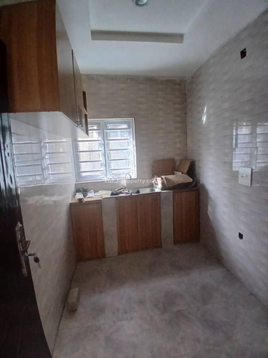 2-bedroom Apartment, Eti-osa, Sangotedo, Ajah, Lagos, Flat / Apartment for Rent
