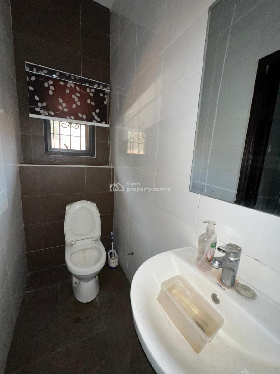 2 Bedroom Apartment, Lekki Phase 1, Lekki, Lagos, Flat / Apartment for Rent