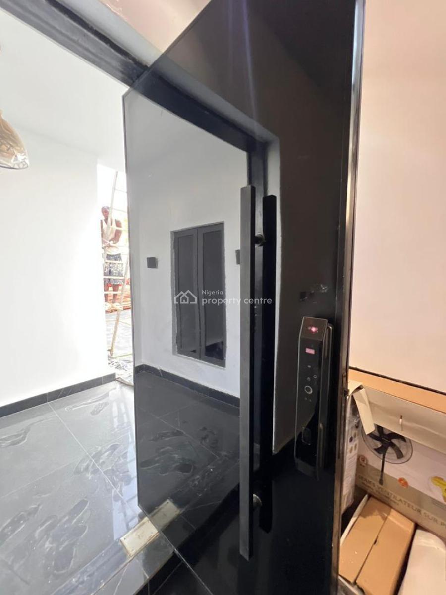 Smart & Exquisitely Finished 6 Bedroom Detached Mansion with a 2 Bedroom Bq, Guzape District, Abuja, Detached Duplex for Sale