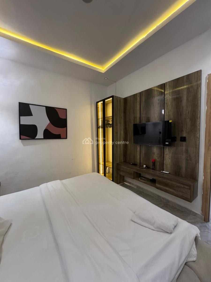 Furnished 1 Bedroom Apartment, Lekki, Lagos, Flat / Apartment for Sale