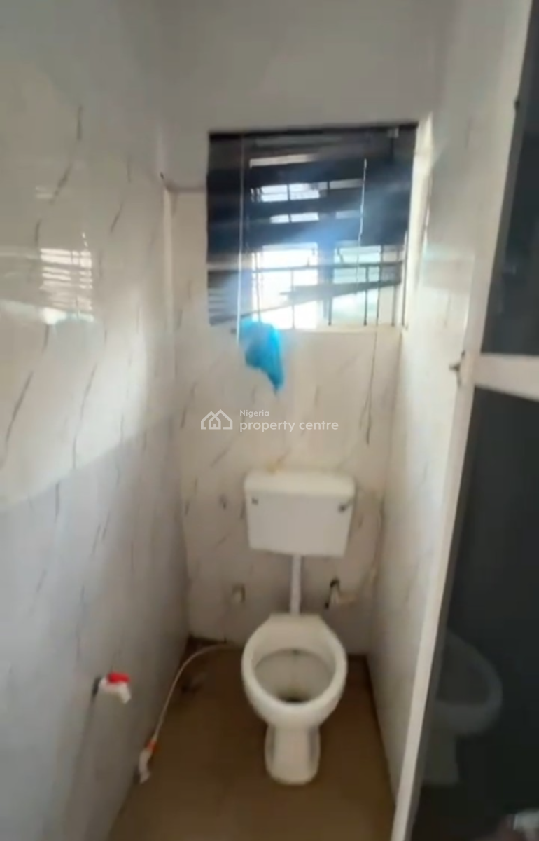 Neatly Used One Bedroom Apartment, Akoka, Yaba, Lagos, Flat / Apartment for Rent