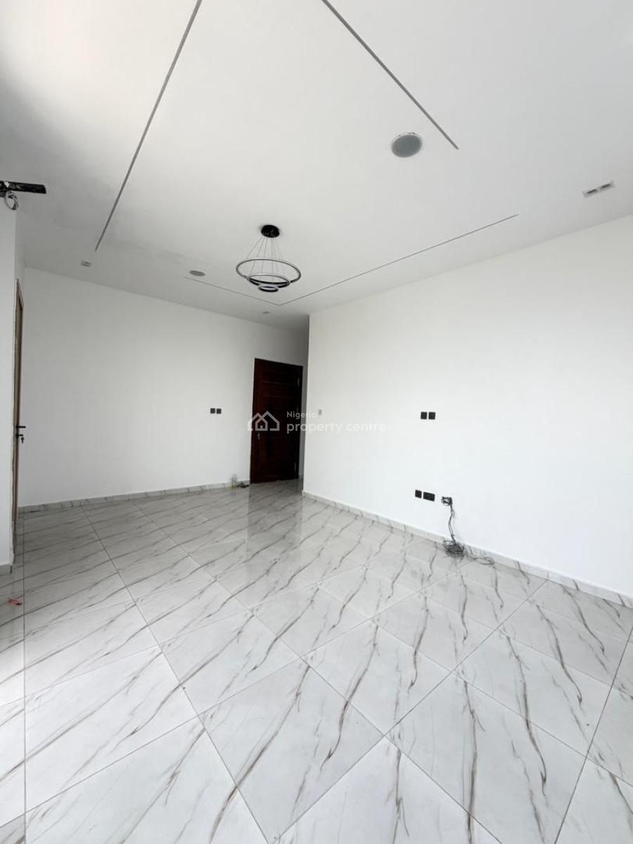 2 Bedroom Apartment with Pool, New Road, Lekki, Lagos, Flat / Apartment for Sale