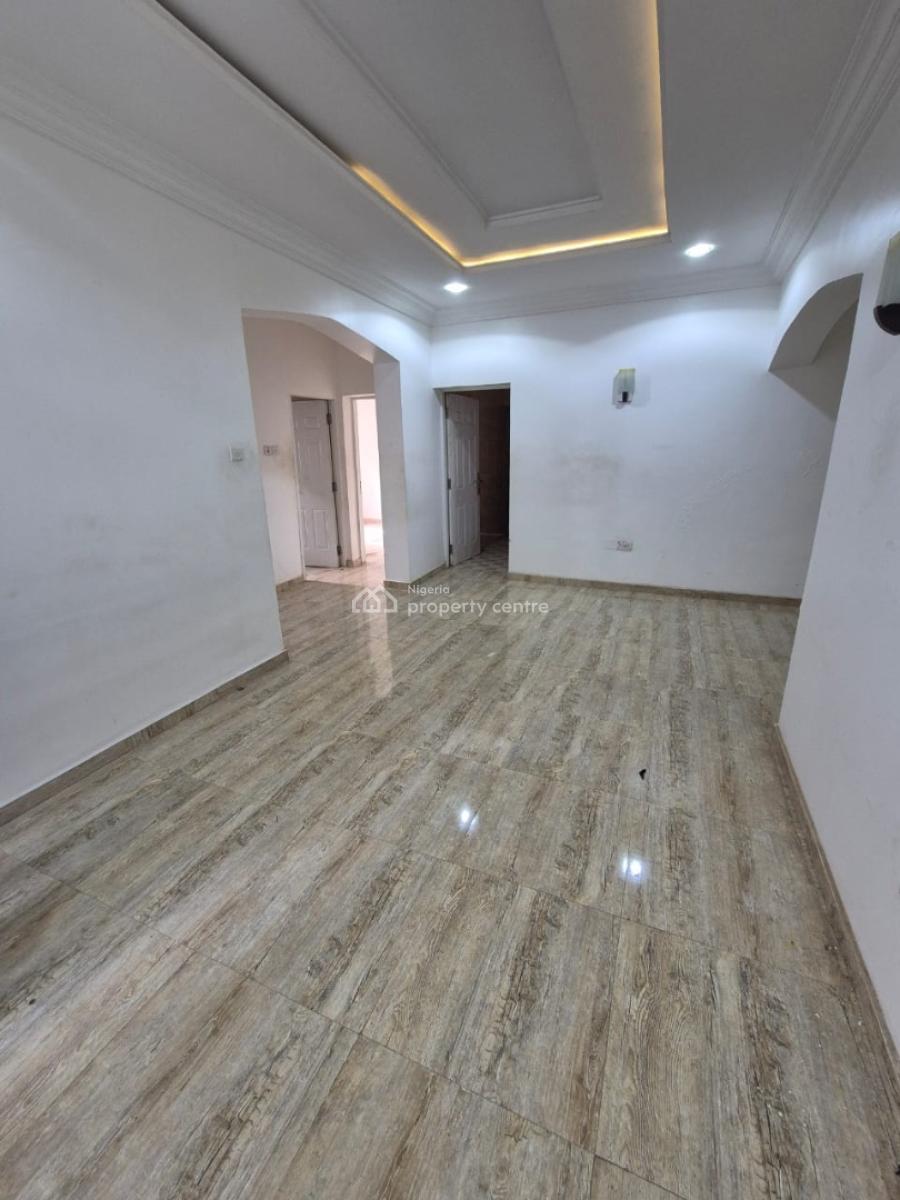 Spacious 2 Bedroom Flat on The First Floor, Kubwa, Abuja, Fo1 Layout, Kubwa, Abuja, Flat / Apartment for Rent
