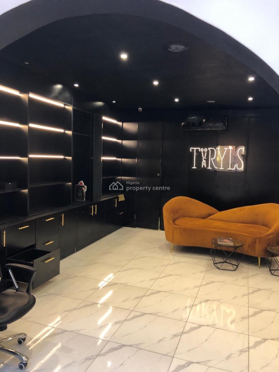 Commercial / Shop Space  / Restaurant Space, Lekki Phase 1, Lekki, Lagos, Commercial Property for Rent