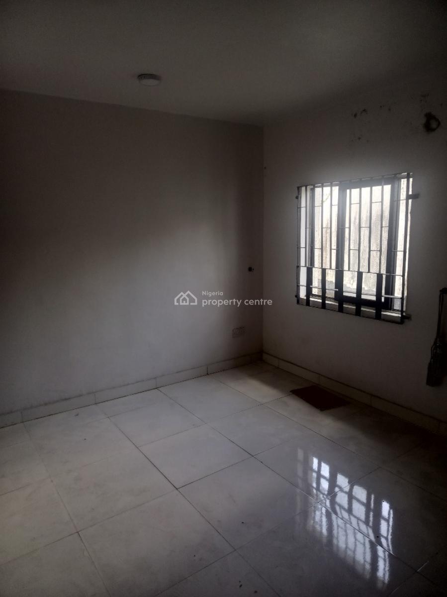 Single Room Self Contain, Ajose Adeogun Street, Victoria Island (vi), Lagos, Self Contain (single Rooms) for Rent