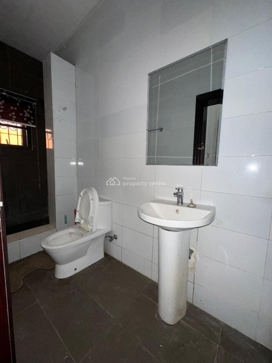 Modestly Built 3 Bedroom Apartment with Gym & Pool, Ikate, Lekki, Lagos, Terraced Duplex for Rent