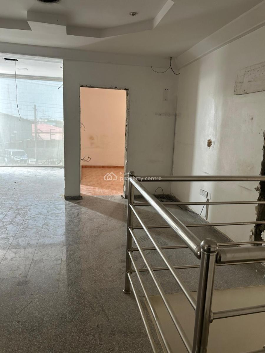 Luxury 5 Bedroom Fully Detached House with Bq on 580 Sqm, Commercial Road, Lekki Phase 1, Lekki, Lagos, Detached Duplex for Sale