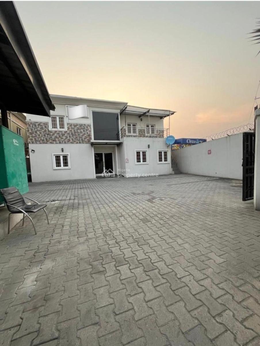 Luxury 5 Bedroom Fully Detached House with Bq on 580 Sqm, Commercial Road, Lekki Phase 1, Lekki, Lagos, Detached Duplex for Sale