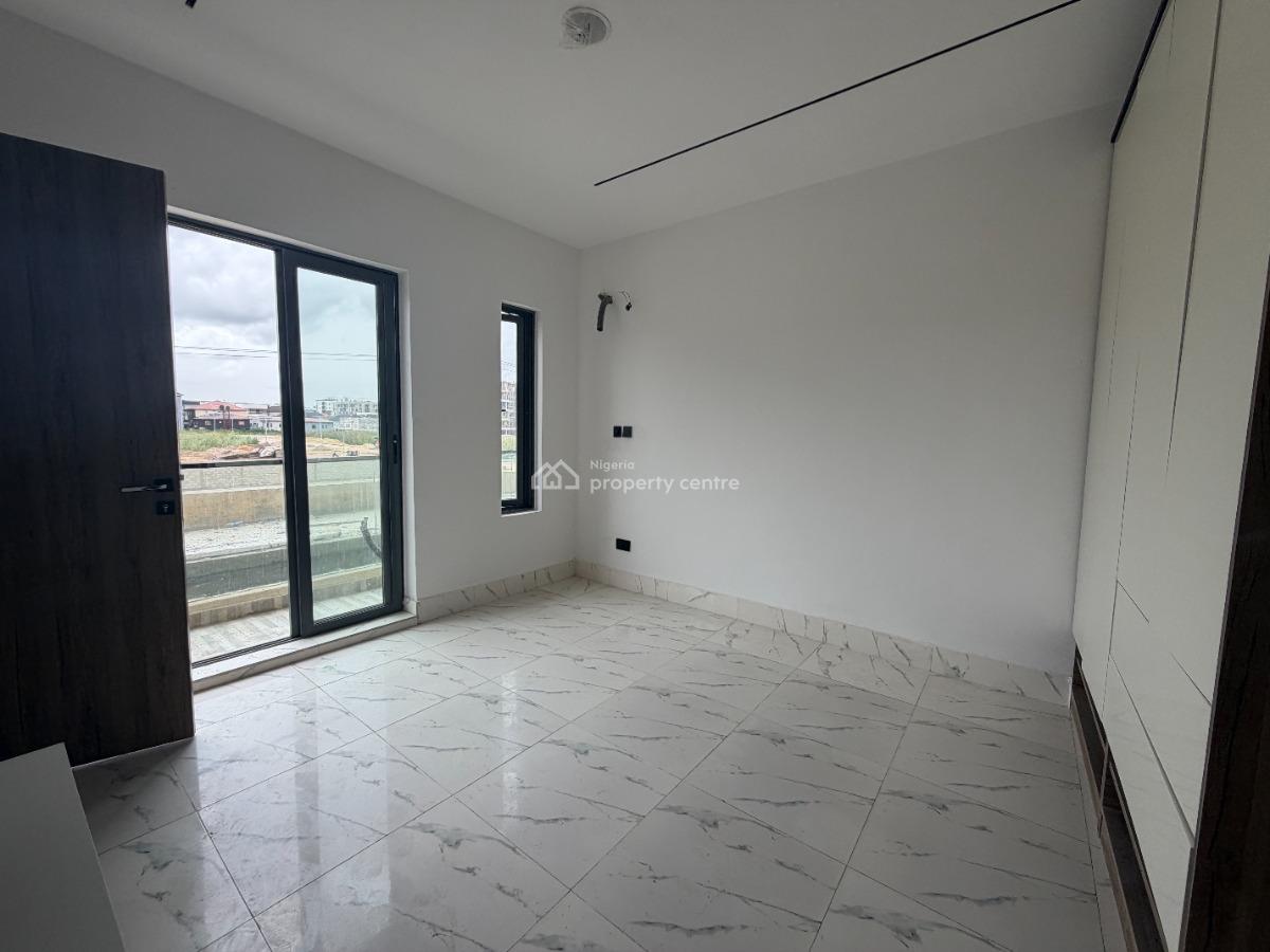 2 Bedroom Apartment, Bella Vista Estate, Freedom Way, Lekki Phase 1, Lekki, Lagos, Block of Flats for Sale