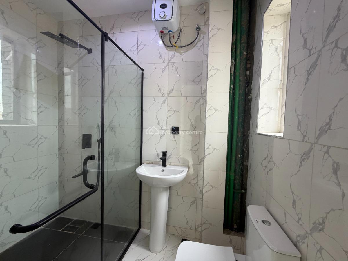 2 Bedroom Apartment, Bella Vista Estate, Freedom Way, Lekki Phase 1, Lekki, Lagos, Block of Flats for Sale