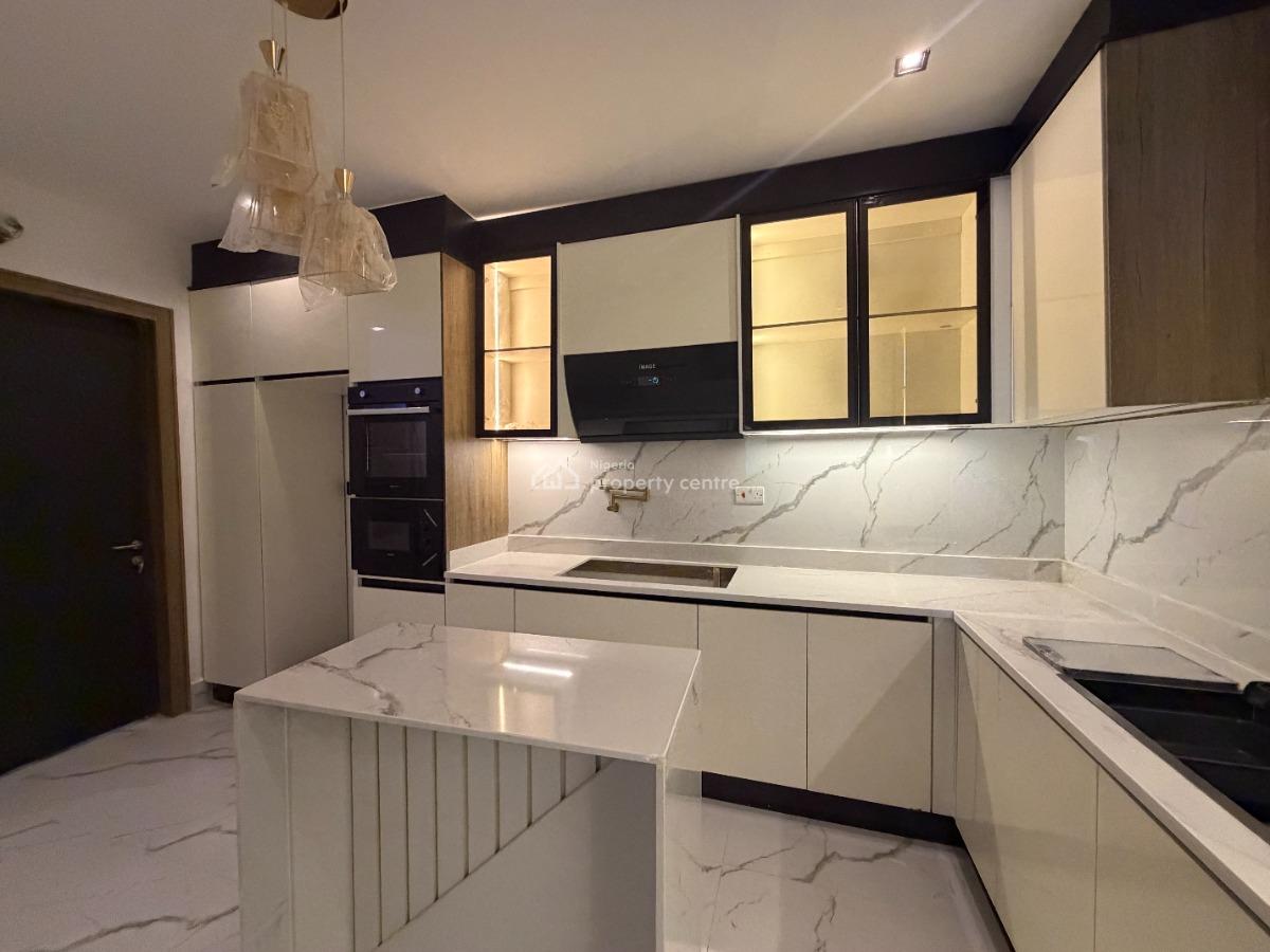 2 Bedroom Apartment, Bella Vista Estate, Freedom Way, Lekki Phase 1, Lekki, Lagos, Block of Flats for Sale