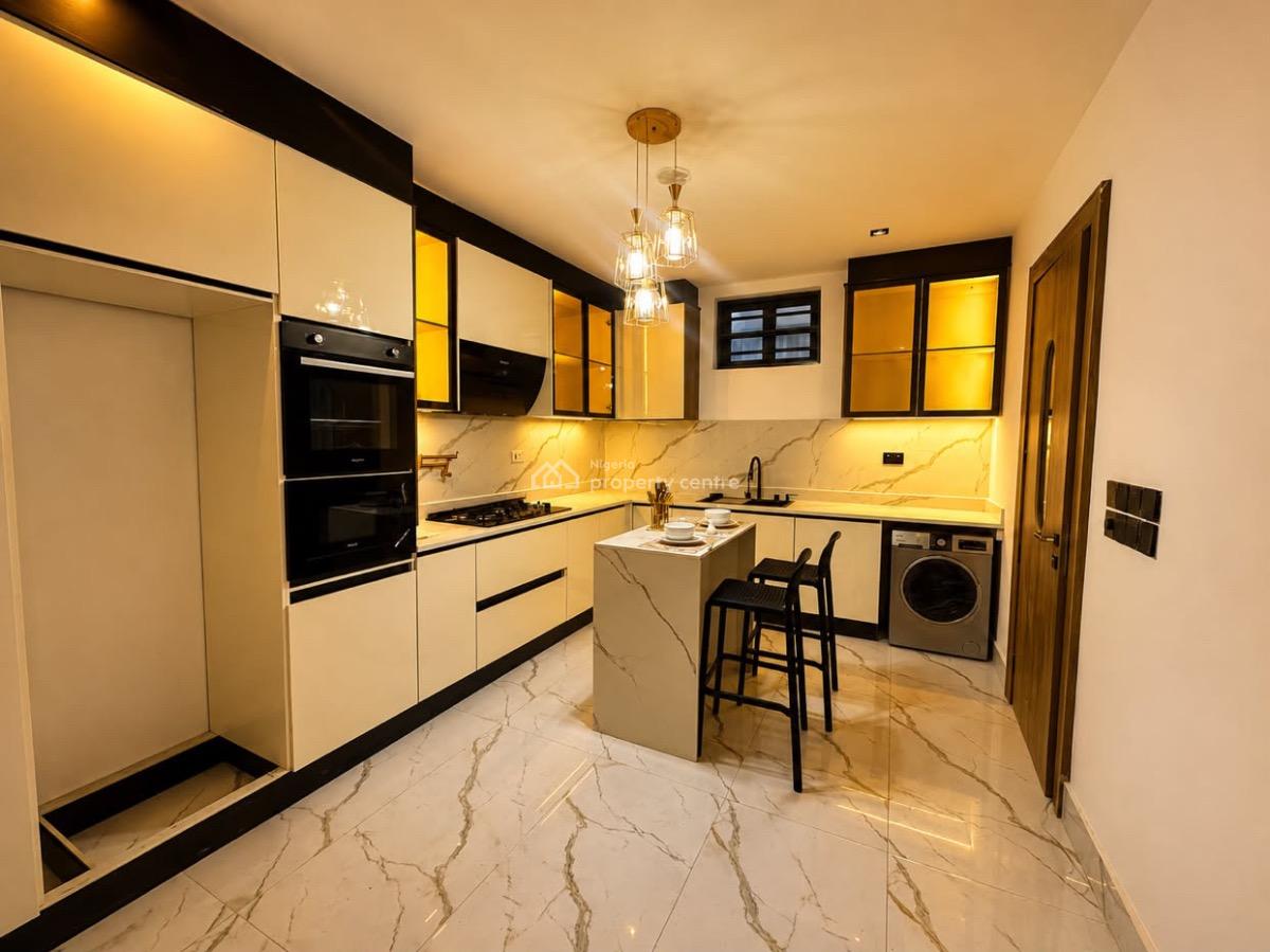 2 Bedroom Apartment, Bella Vista Estate, Freedom Way, Lekki Phase 1, Lekki, Lagos, Block of Flats for Sale