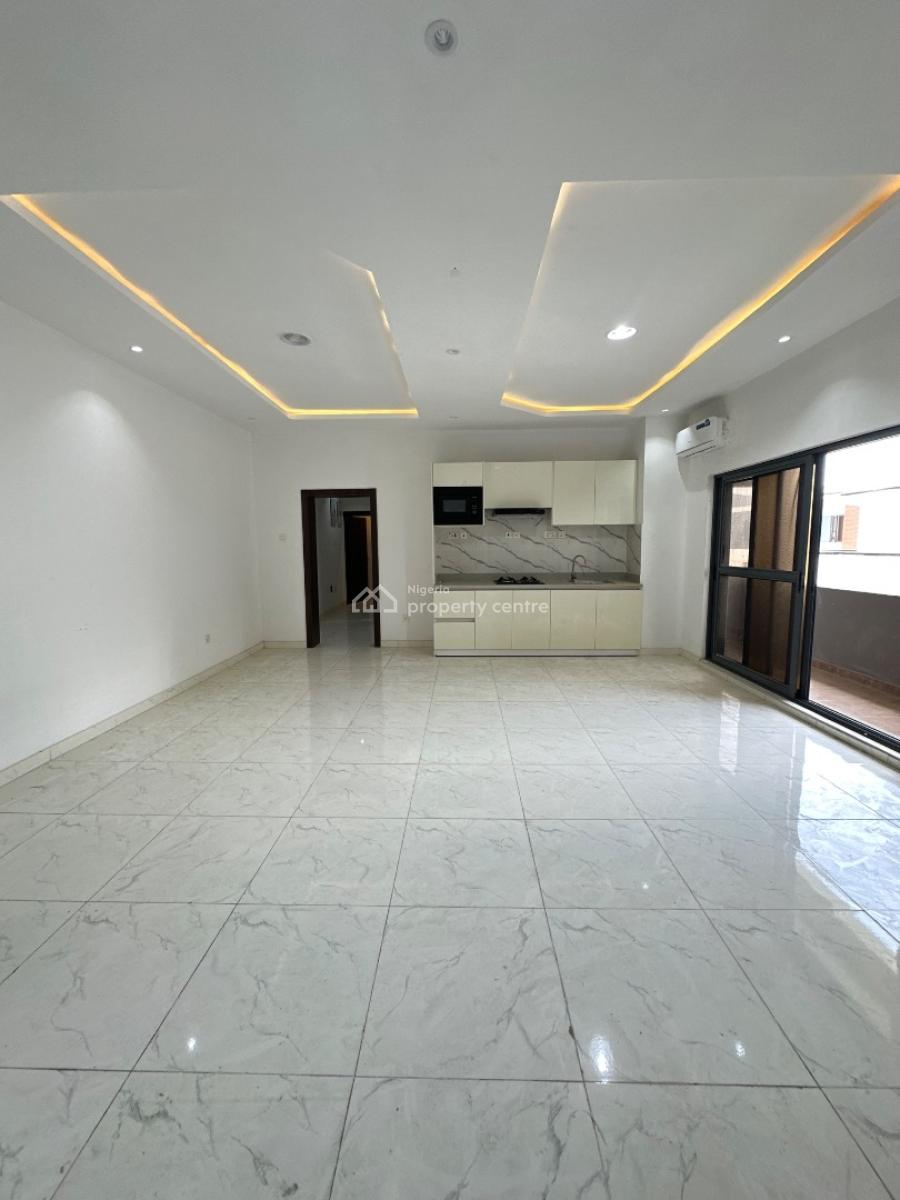 2 Bedroom Apartment with Elevator, Lekki Phase 1, Lekki, Lagos, Flat / Apartment for Rent