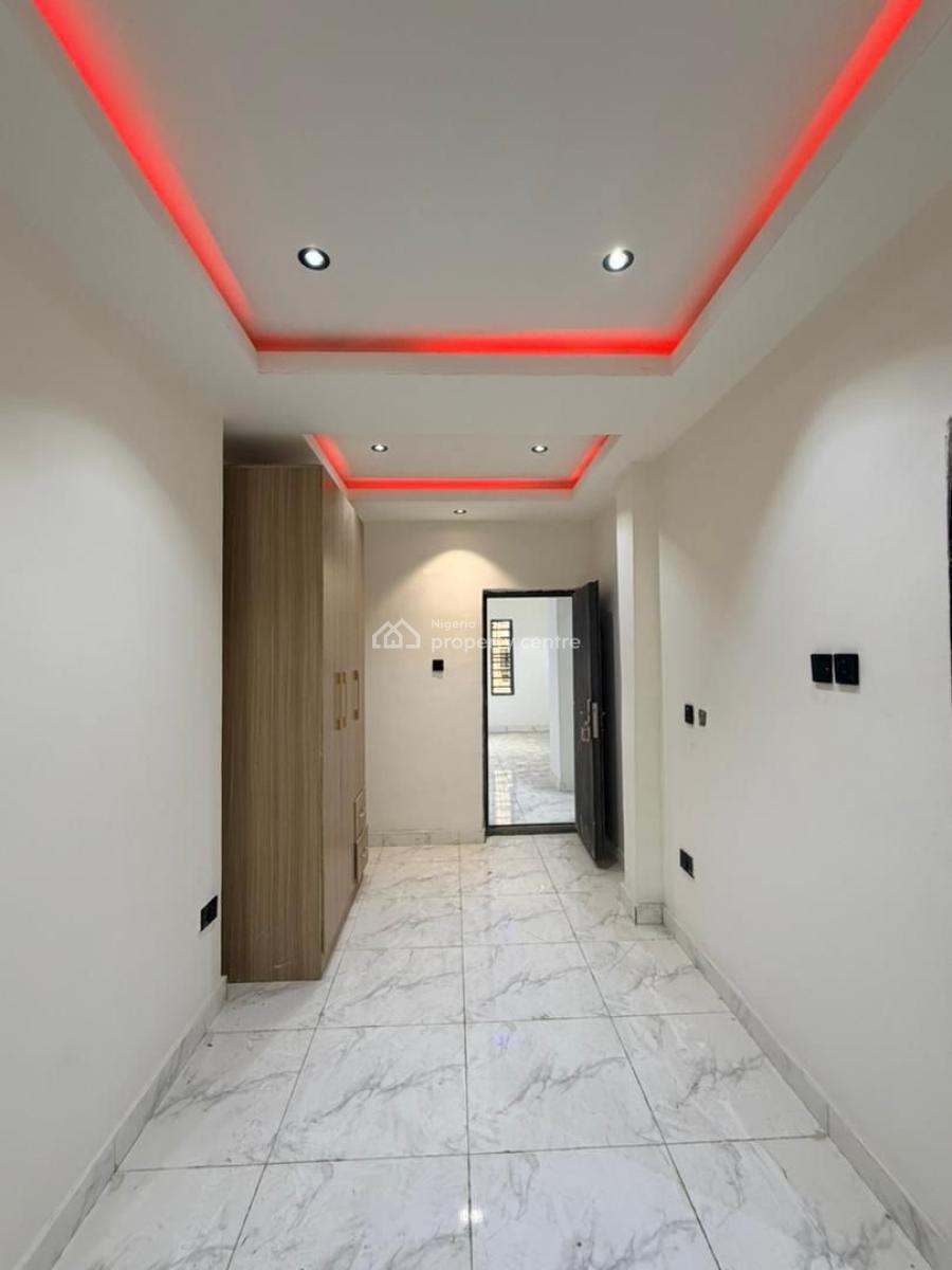 Brain Busting 3 Bedroom Apartment with Topnorch Finishing with C of O, Gbagada, Lagos, Block of Flats for Sale