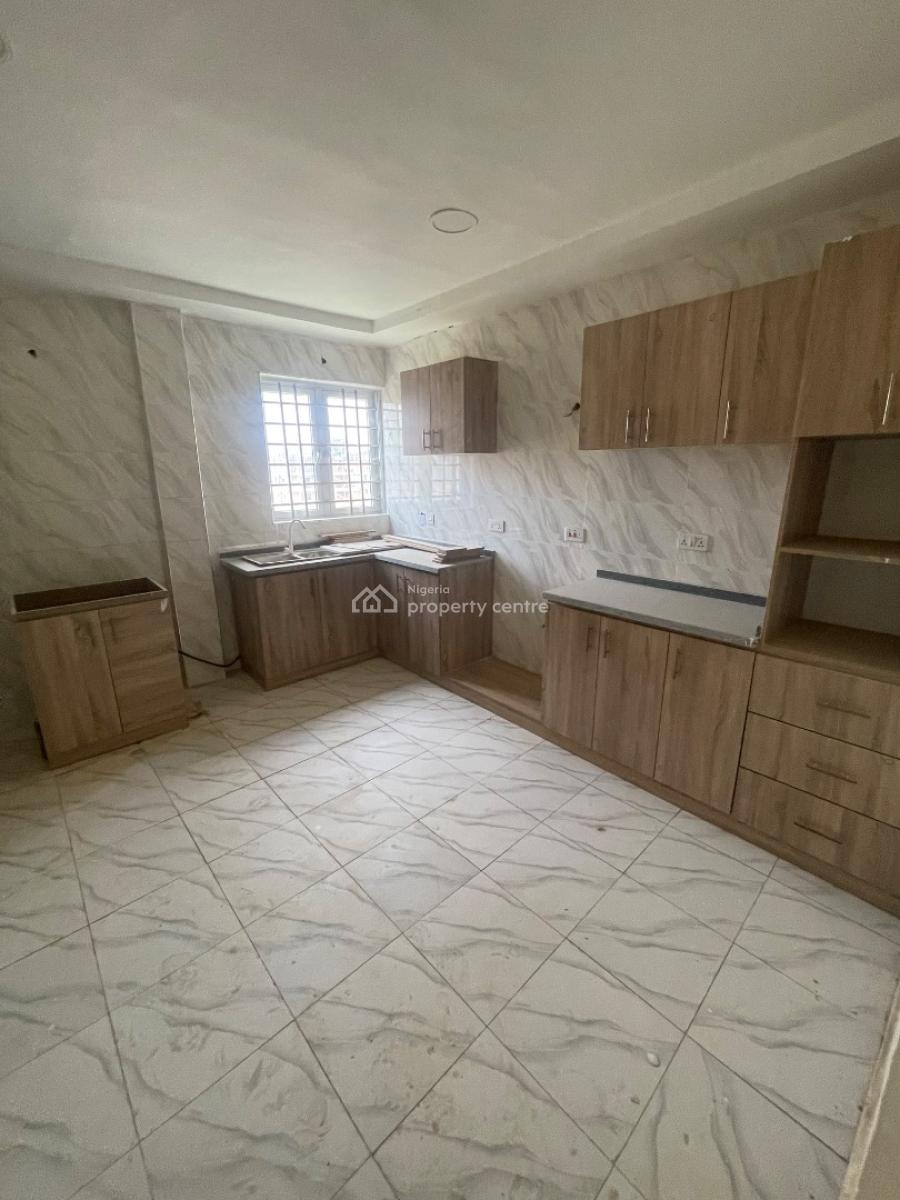 Newly Built 3 Bedroom Apartment, Karmo, Abuja, Flat / Apartment for Rent