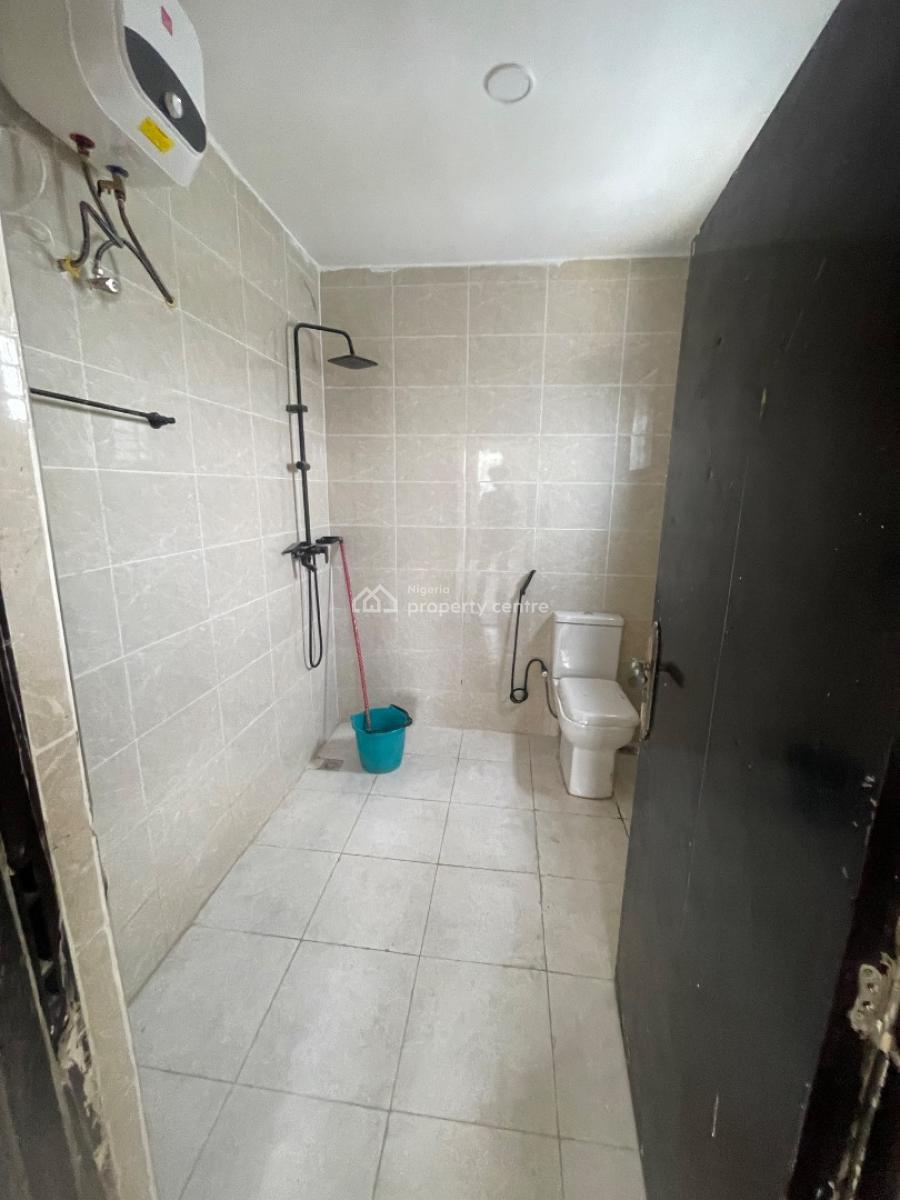 Newly Built 3 Bedroom Apartment, Karmo, Abuja, Flat / Apartment for Rent