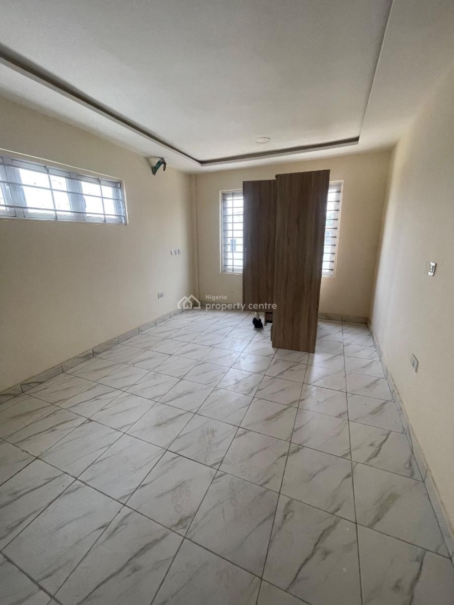 Newly Built 3 Bedroom Apartment, Karmo, Abuja, Flat / Apartment for Rent