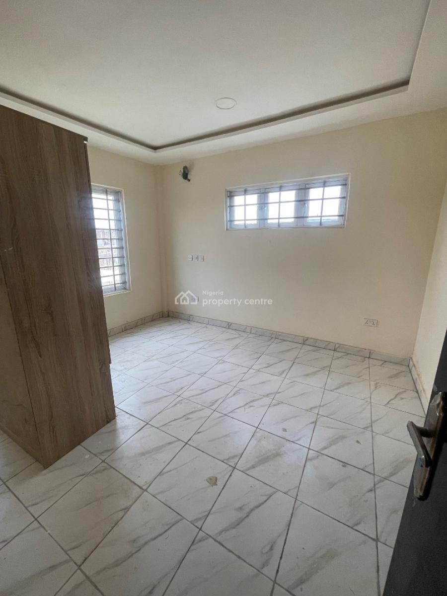 Newly Built 3 Bedroom Apartment, Karmo, Abuja, Flat / Apartment for Rent