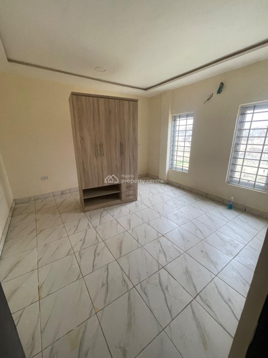 Newly Built 3 Bedroom Apartment, Karmo, Abuja, Flat / Apartment for Rent