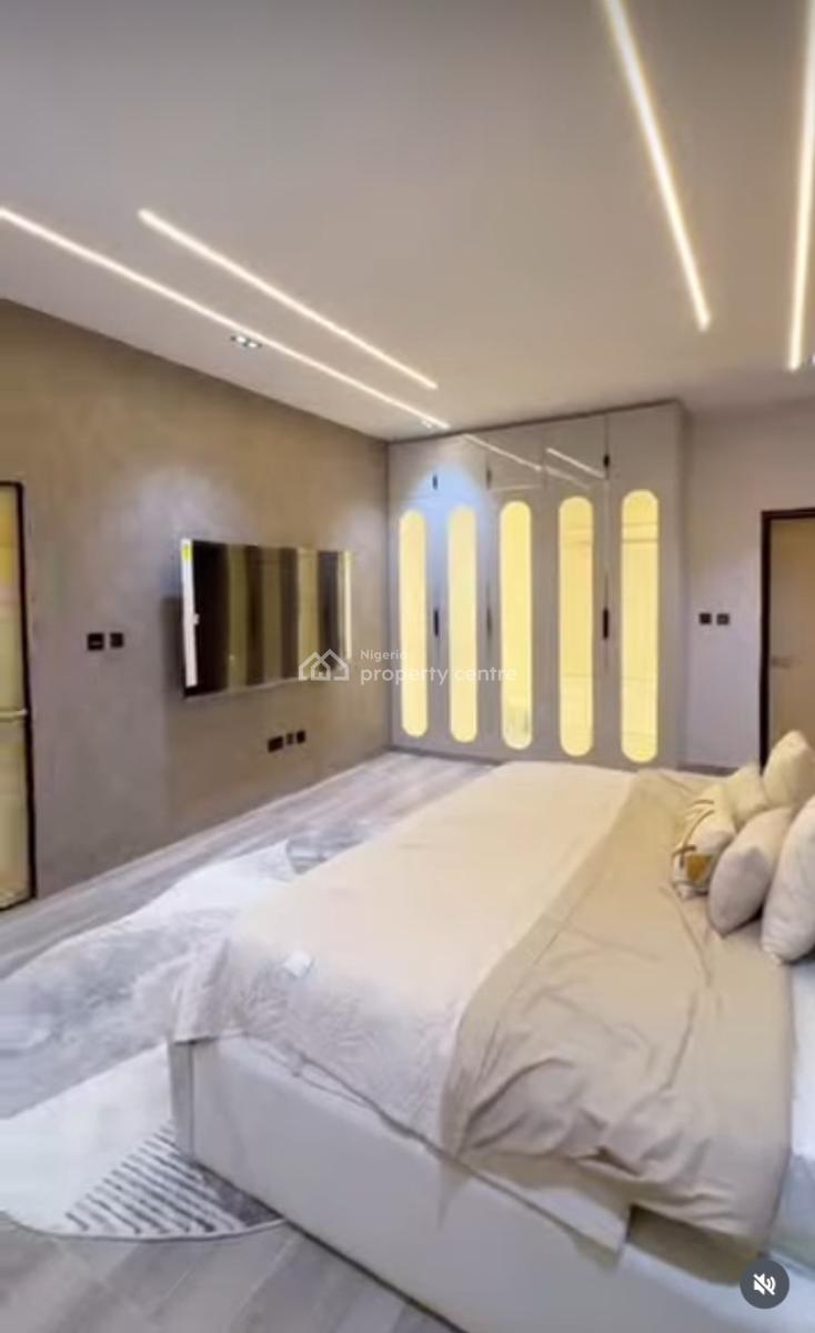 Luxury 2 Bedroom Apartments, Off Admiralty / Foreshore, Lekki Phase 1, Lekki, Lagos, Flat / Apartment for Sale