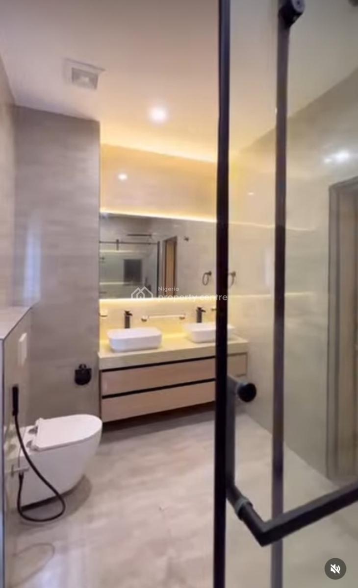 Luxury 2 Bedroom Apartments, Off Admiralty / Foreshore, Lekki Phase 1, Lekki, Lagos, Flat / Apartment for Sale