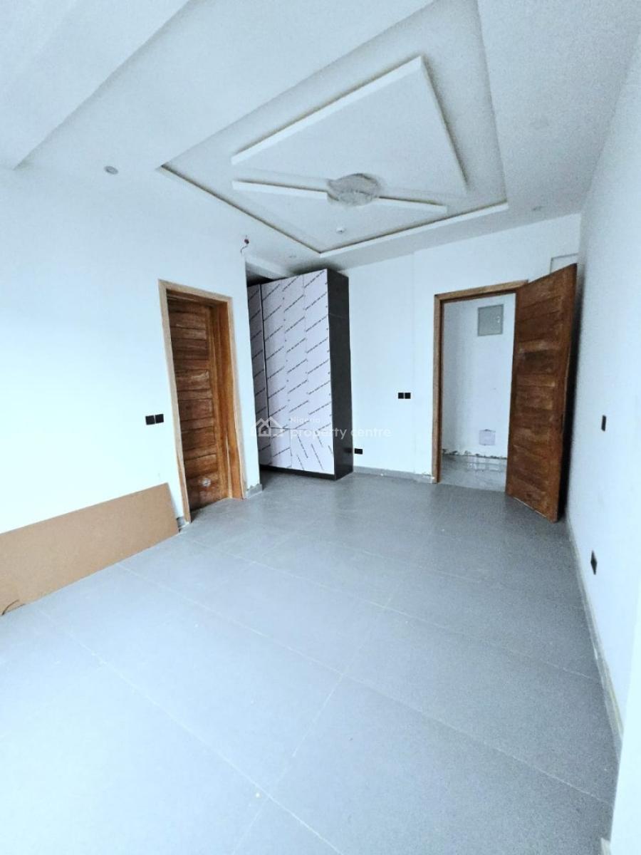 Prime 3 Bedroom Apartment with Pool, Lekki Phase 1, Lekki, Lagos, Flat / Apartment for Sale