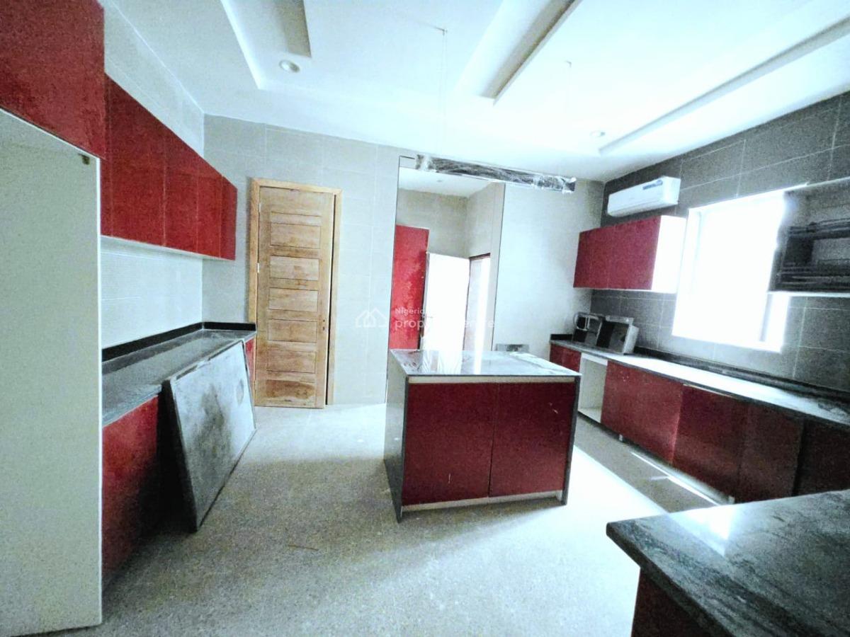 Prime 3 Bedroom Apartment with Pool, Lekki Phase 1, Lekki, Lagos, Flat / Apartment for Sale