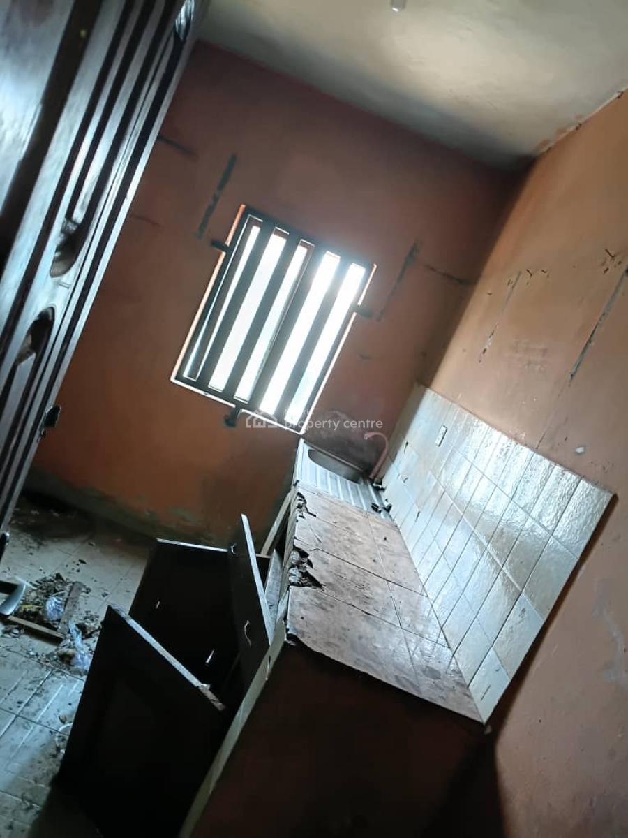 3 Bedroom Flat Upstairs, Bello Street Obawole Ifako Ijaya Lga, Ogba, Ikeja, Lagos, Flat / Apartment for Rent