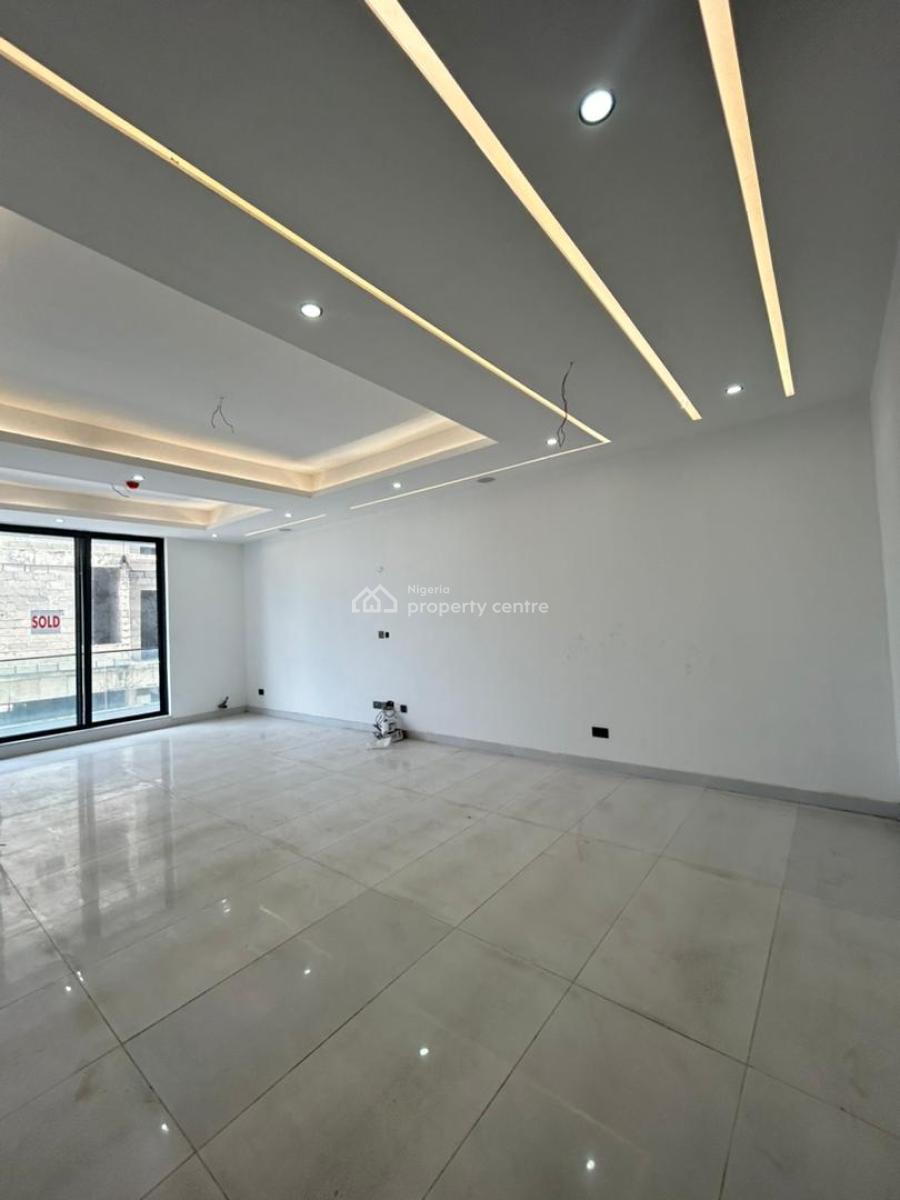 2 Bedroom Apartment, Lekki Phase 1, Lekki, Lagos, Flat / Apartment for Sale