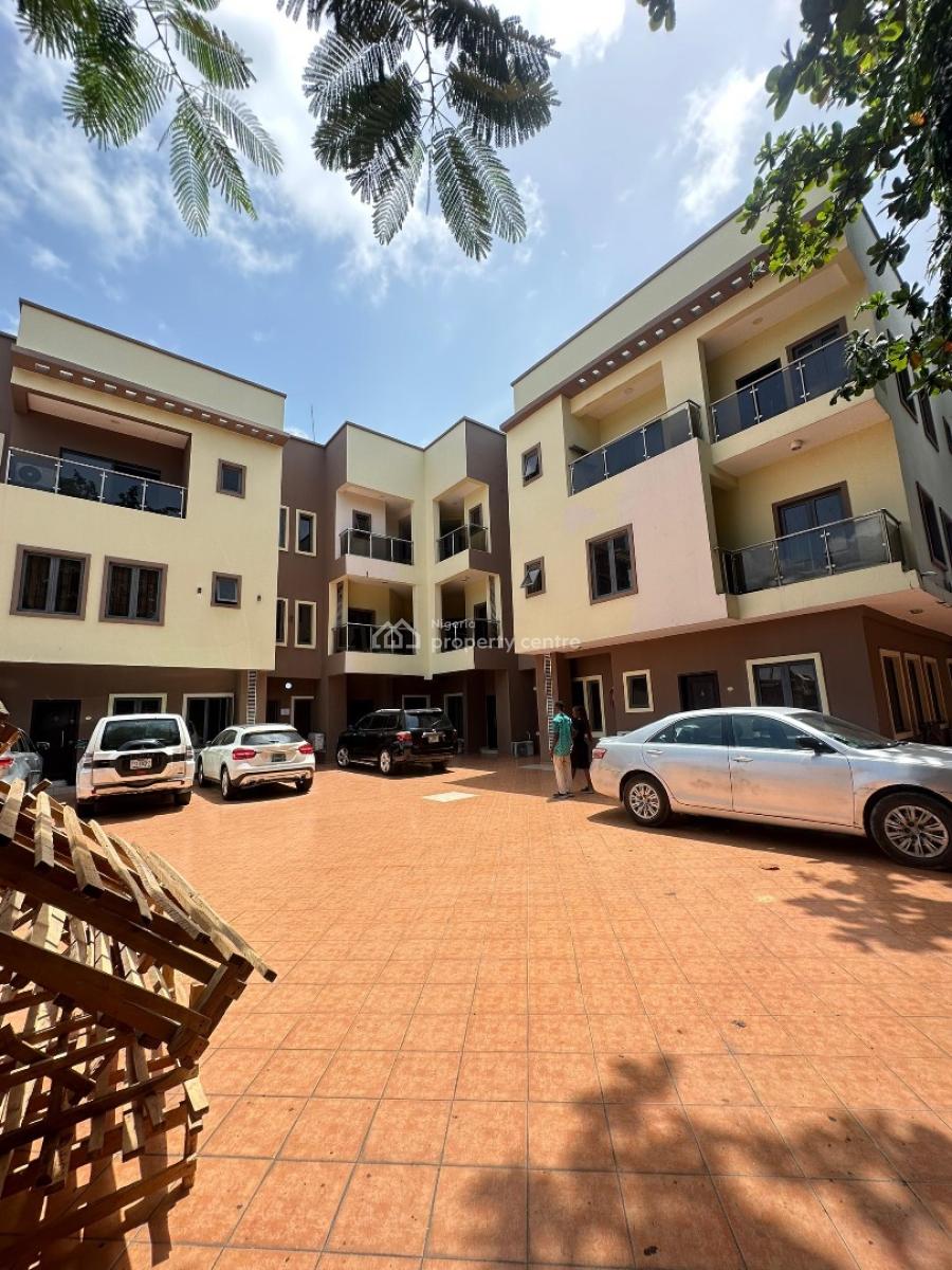 3 Bedroom Apartment, Lekki Phase 1, Lekki, Lagos, Flat / Apartment for Rent