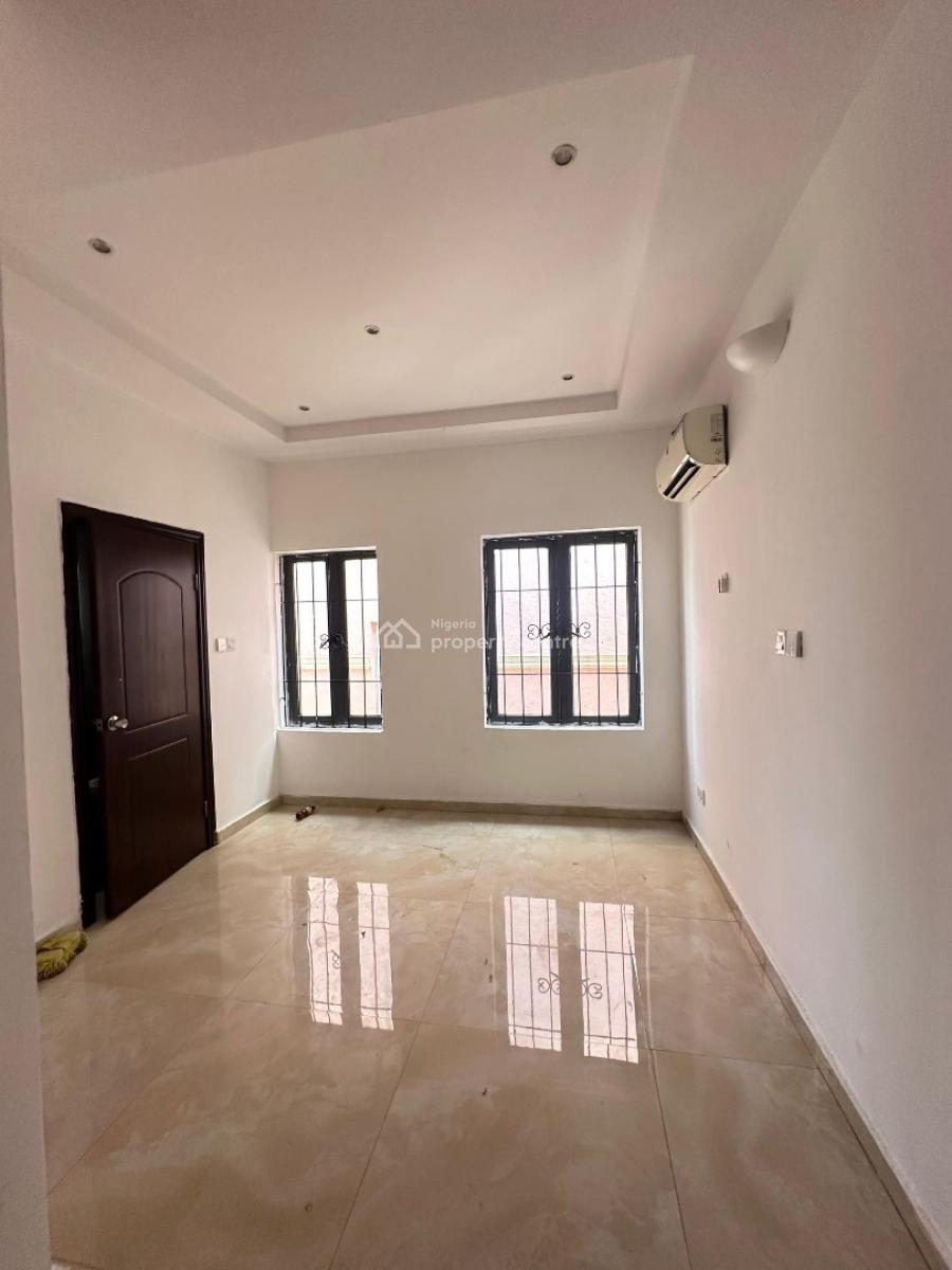 3 Bedroom Apartment, Lekki Phase 1, Lekki, Lagos, Flat / Apartment for Rent