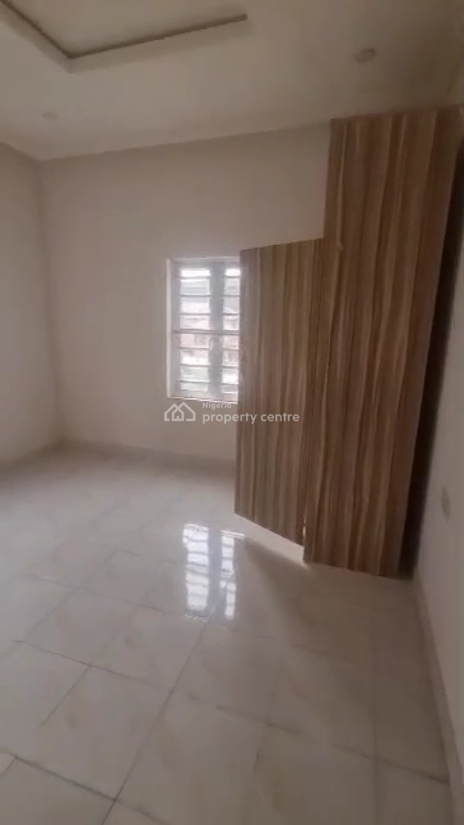 3 Bedroom Upstairs Video Available, Ago Palace, Isolo, Lagos, Flat / Apartment for Rent