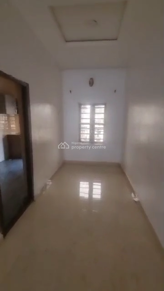 3 Bedroom Upstairs Video Available, Ago Palace, Isolo, Lagos, Flat / Apartment for Rent
