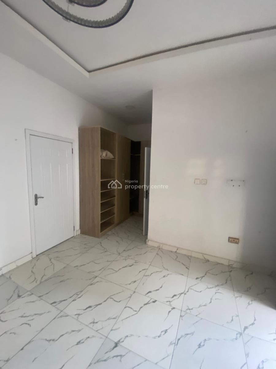 4 Bedroom Terraced Duplex in a Serviced Estate, Ikota, Lekki, Lagos, Terraced Duplex for Sale