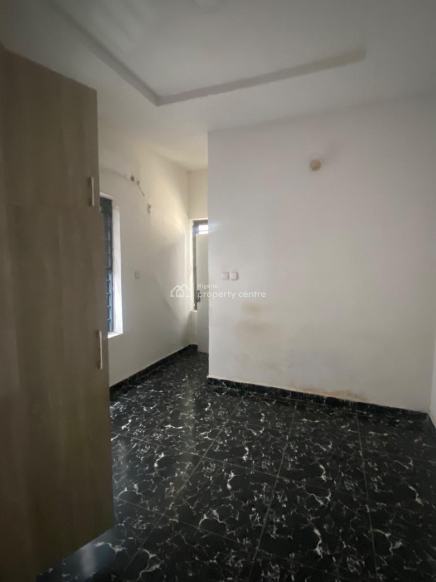 4 Bedroom Terraced Duplex in a Serviced Estate, Ikota, Lekki, Lagos, Terraced Duplex for Sale