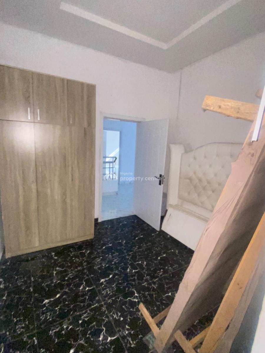 4 Bedroom Terraced Duplex in a Serviced Estate, Ikota, Lekki, Lagos, Terraced Duplex for Sale
