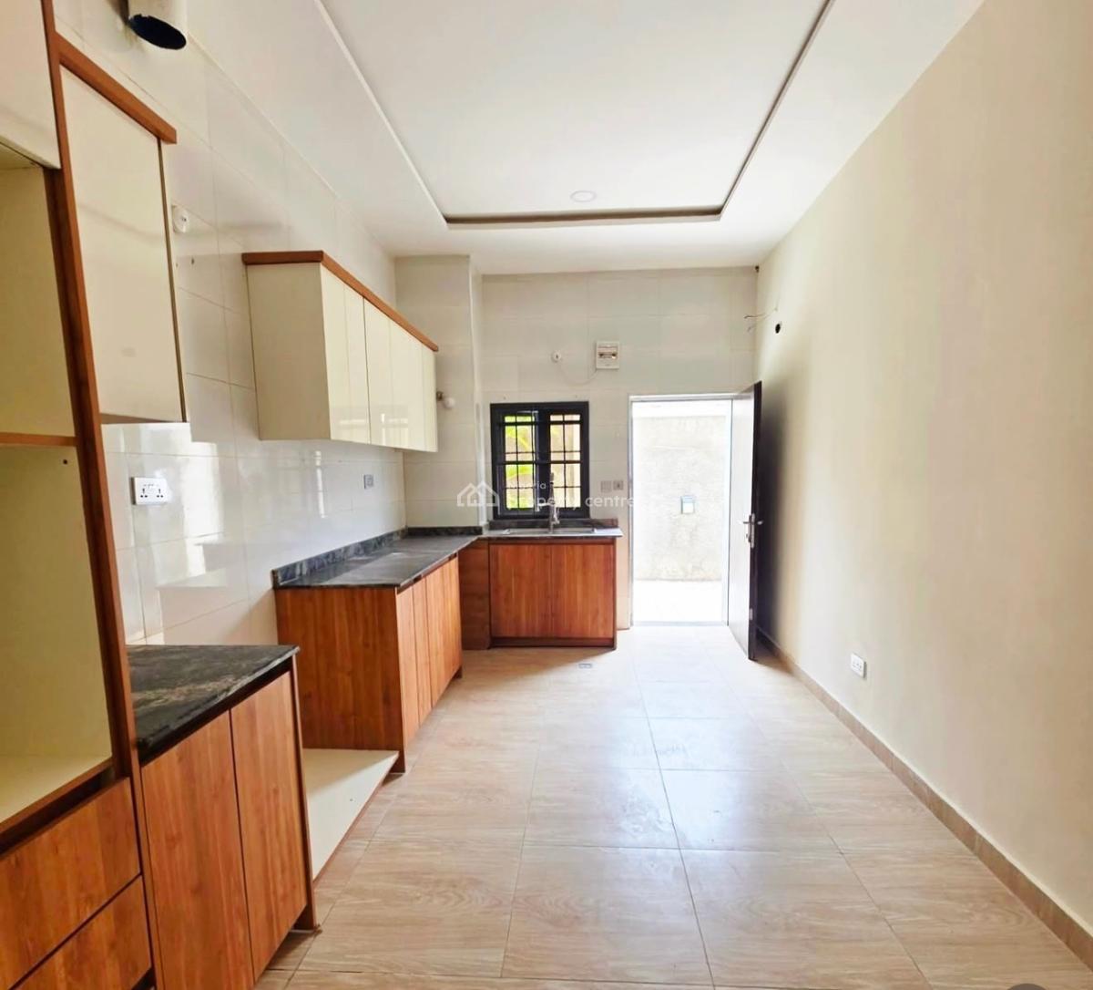 4 Bedroom Terrace Duplex with Bq, Guzape District, Abuja, Terraced Duplex for Sale