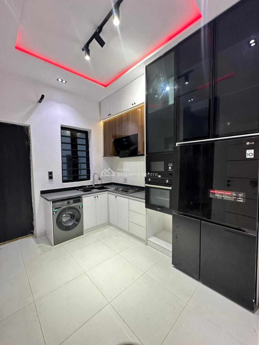 4 Bedroom Terrace Duplex, Ikota, Lekki, Lagos, Detached Duplex for Sale