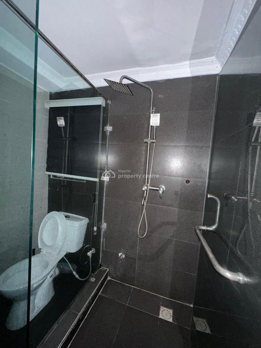 Modestly Built 3 Bedroom Apartment with Gym & Pool, Ikate, Lekki, Lagos, Flat / Apartment for Rent