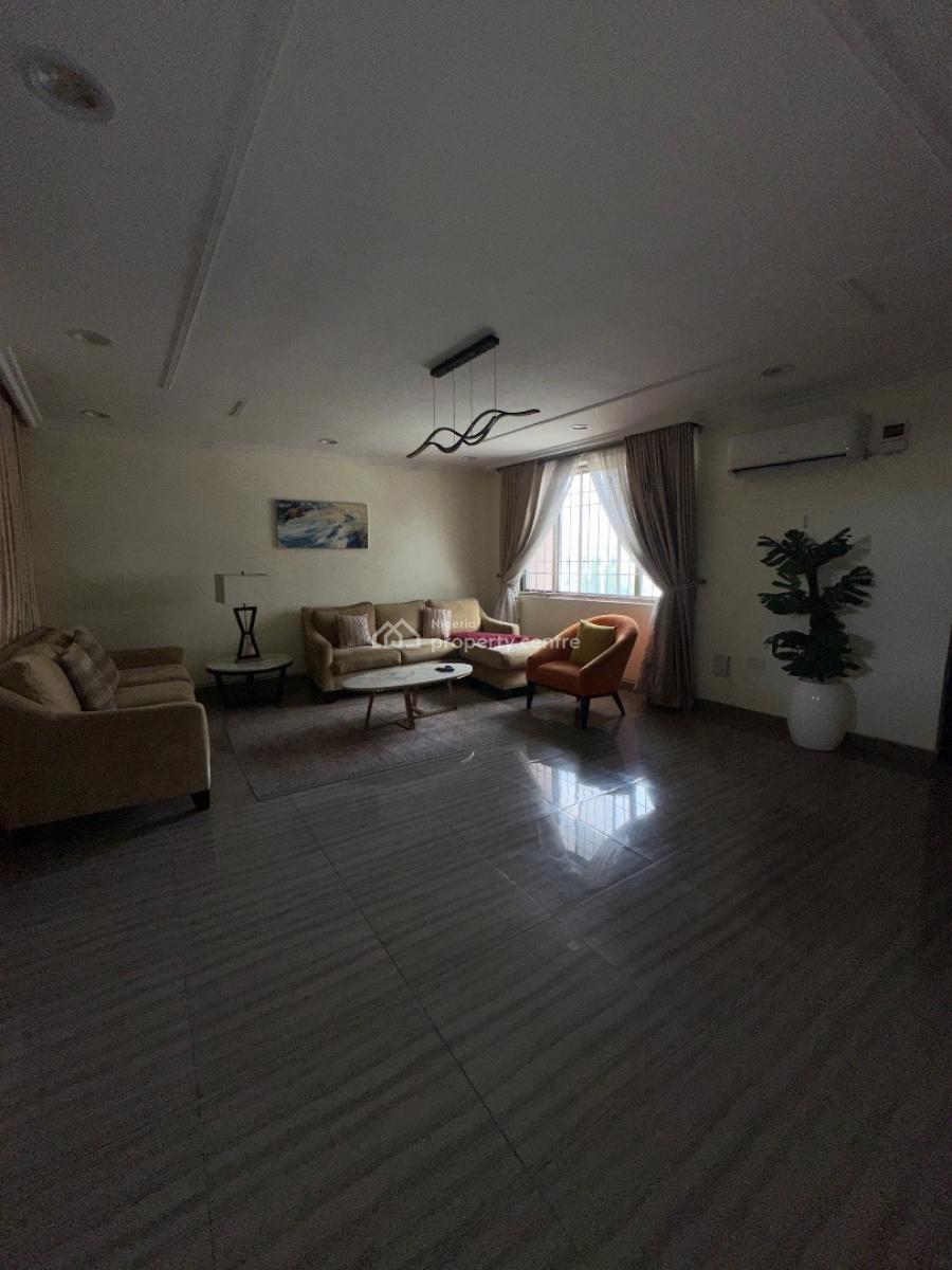 Modestly Built 3 Bedroom Apartment with Gym & Pool, Ikate, Lekki, Lagos, Flat / Apartment for Rent