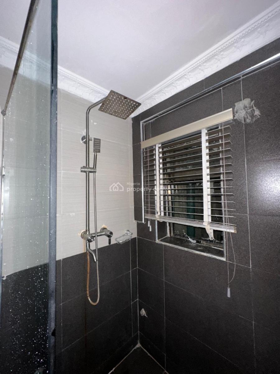 Modestly Built 3 Bedroom Apartment with Gym & Pool, Ikate, Lekki, Lagos, Flat / Apartment for Rent