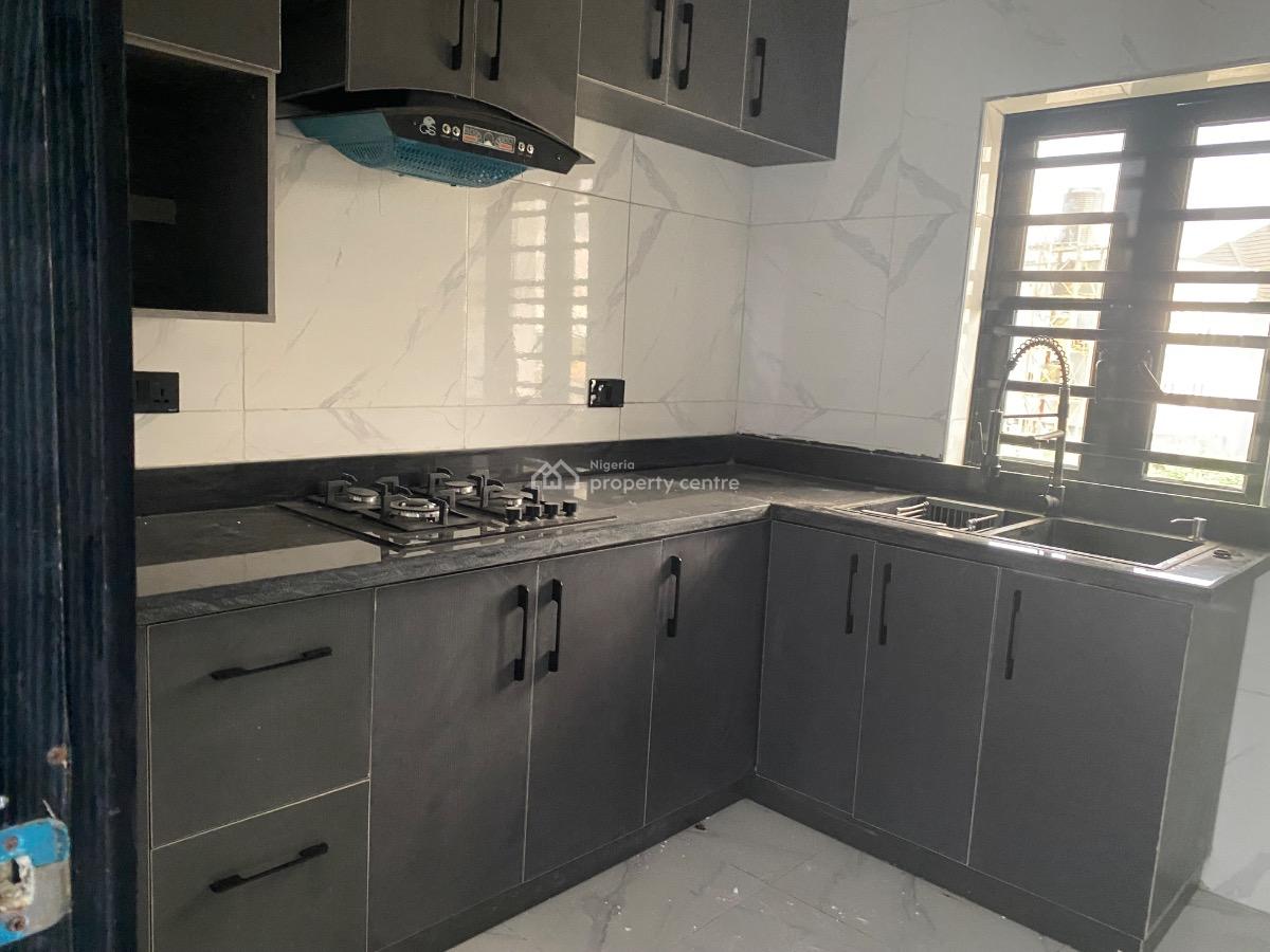 Luxury 2 Bedrooms, Cooperative, Badore, Ajah, Lagos, Flat / Apartment for Rent
