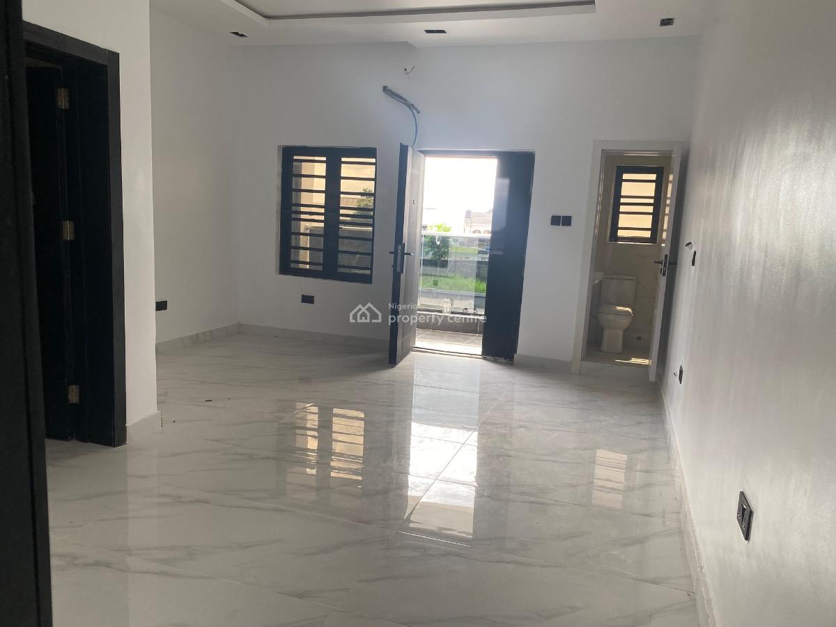 Luxury 2 Bedrooms, Cooperative, Badore, Ajah, Lagos, Flat / Apartment for Rent