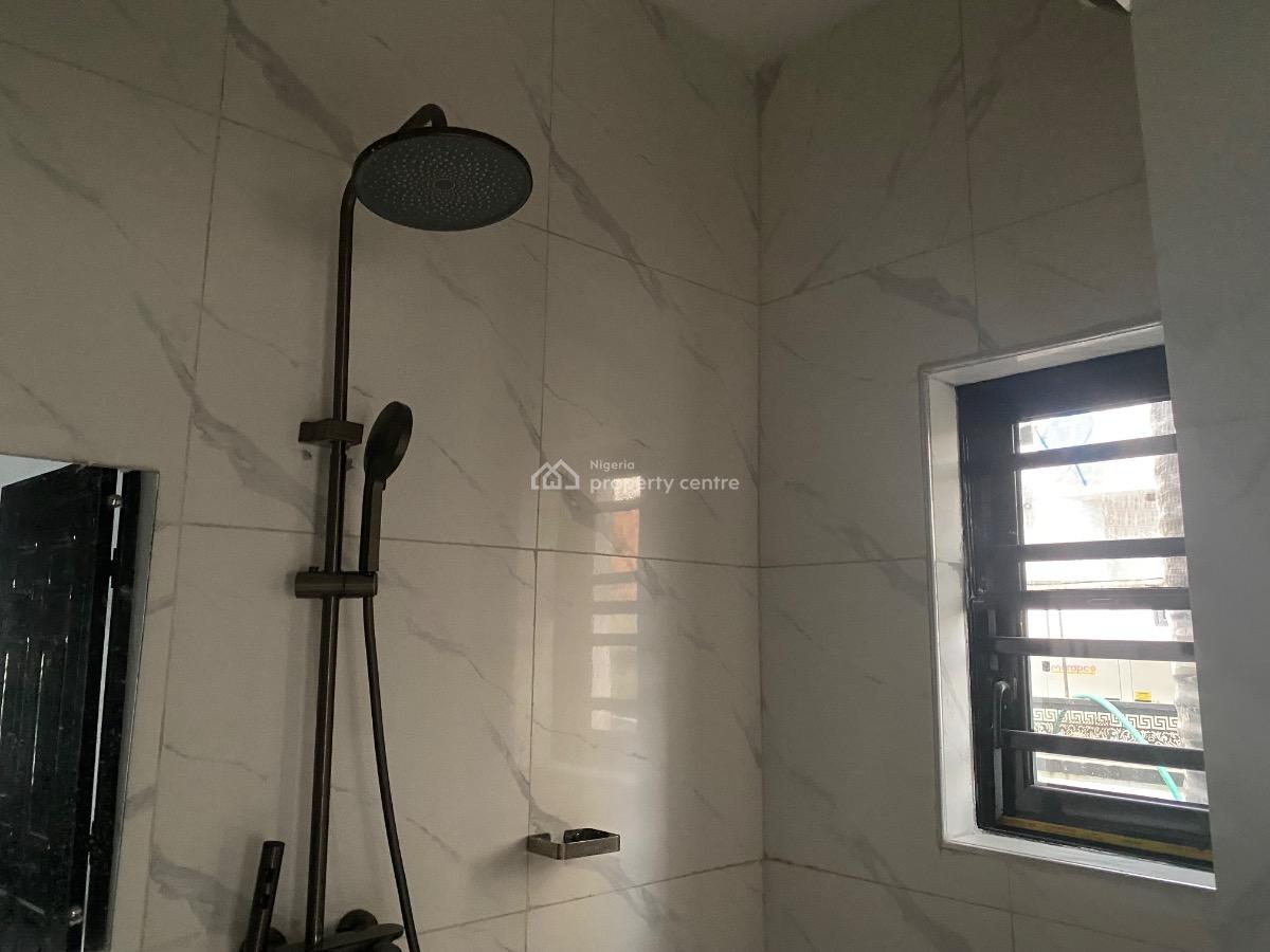 Luxury 2 Bedrooms, Cooperative, Badore, Ajah, Lagos, Flat / Apartment for Rent