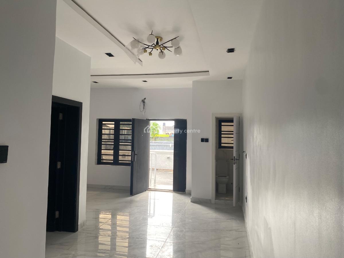 Luxury 2 Bedrooms, Cooperative, Badore, Ajah, Lagos, Flat / Apartment for Rent