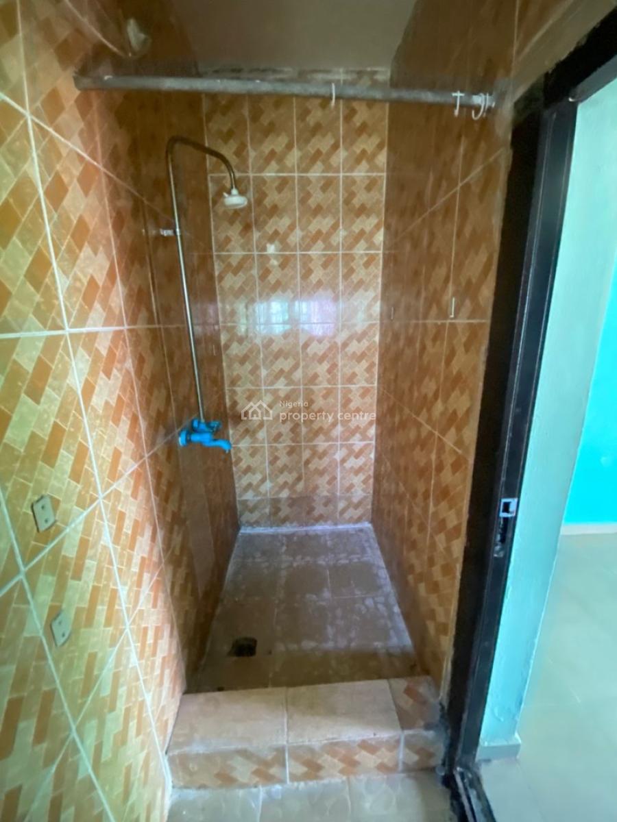 3 Bedroom Apartment, New Road, Lekki, Lagos, Flat / Apartment for Rent